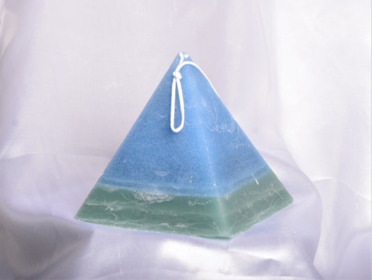 Hoku Sensations Pyramid Crystal Scented Candle Calm