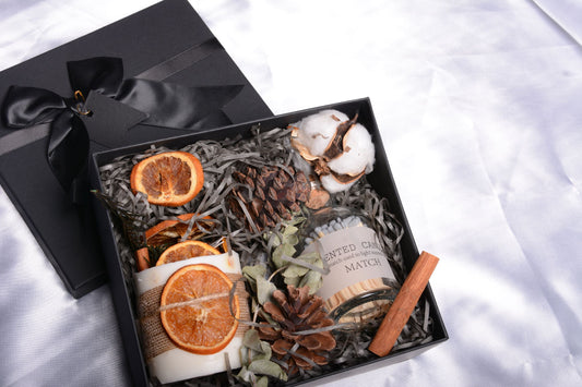 Scented Candle Gift Set Cinnamon and Ginger Present